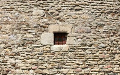 What Are the Main Benefits of Retaining Walls for Your Property?